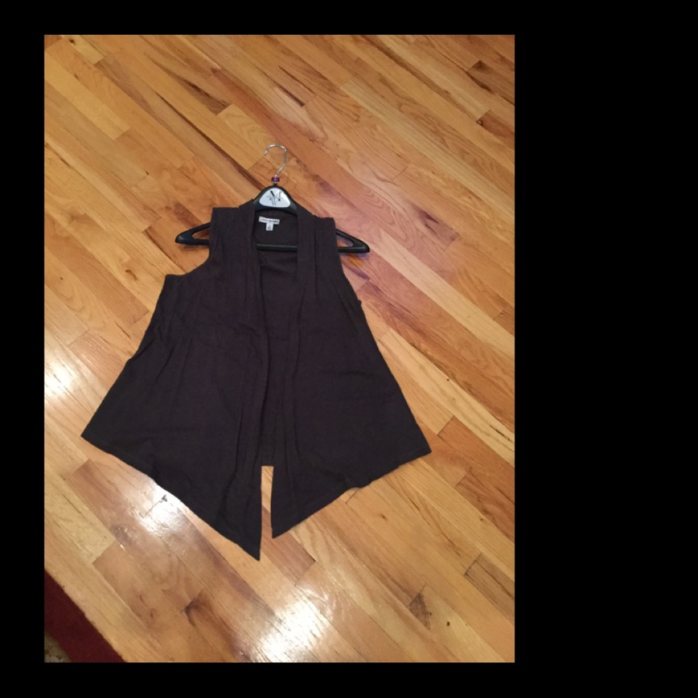 Dark gray cotton vest